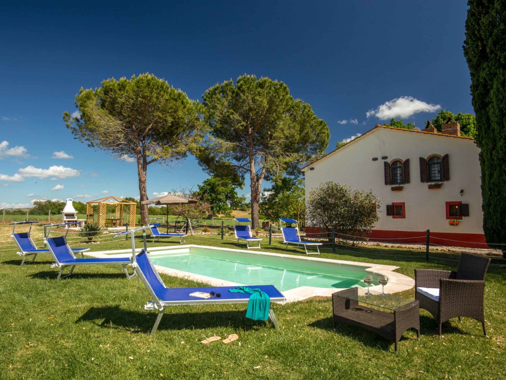 borgovera-tuscany-vacation-toscana-maremma-terme-saturnia-manciano-dettagli-giardino-vacanzaintoscana-PISCINA-2